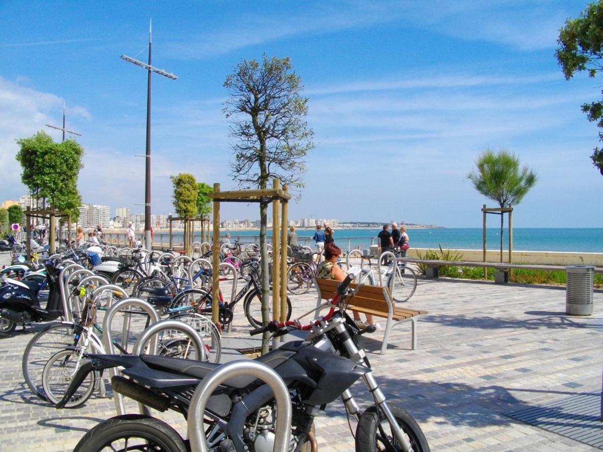 Appartement T2 Face Plage Avec Balcon, Cuisine Equipee Et Tv - Fr-1-92-908 Les Sables-dʼOlonne Buitenkant foto