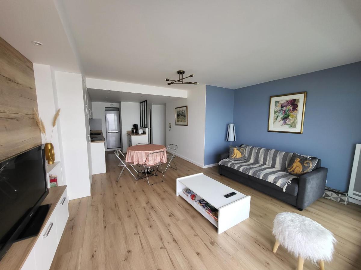 Appartement T2 Face Plage Avec Balcon, Cuisine Equipee Et Tv - Fr-1-92-908 Les Sables-dʼOlonne Buitenkant foto